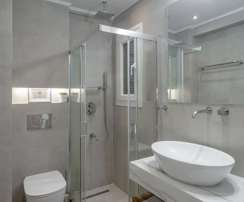 Modernised Athenian Apartment /W 2Br & 2Ba Exteriér fotografie